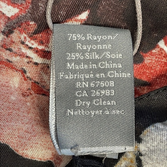 NWT Vince Camuto Floral Print Square Scarf Lightweight Silk Blend - Picture 6 of 8